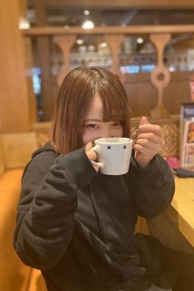 深月愛乃