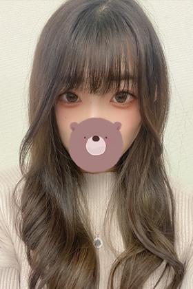 日菜乃優奈