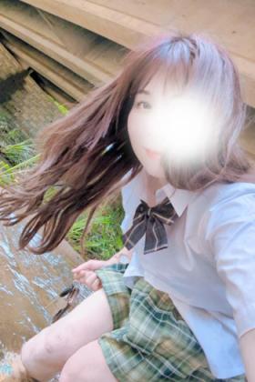 一咲みゆゆ