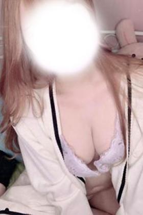 青井ももか