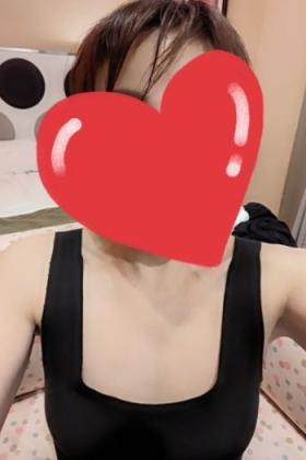 あきな